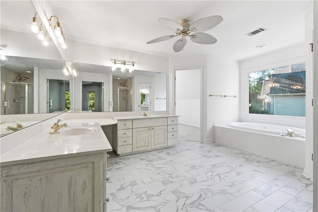 Hamptons Grant - Residential
