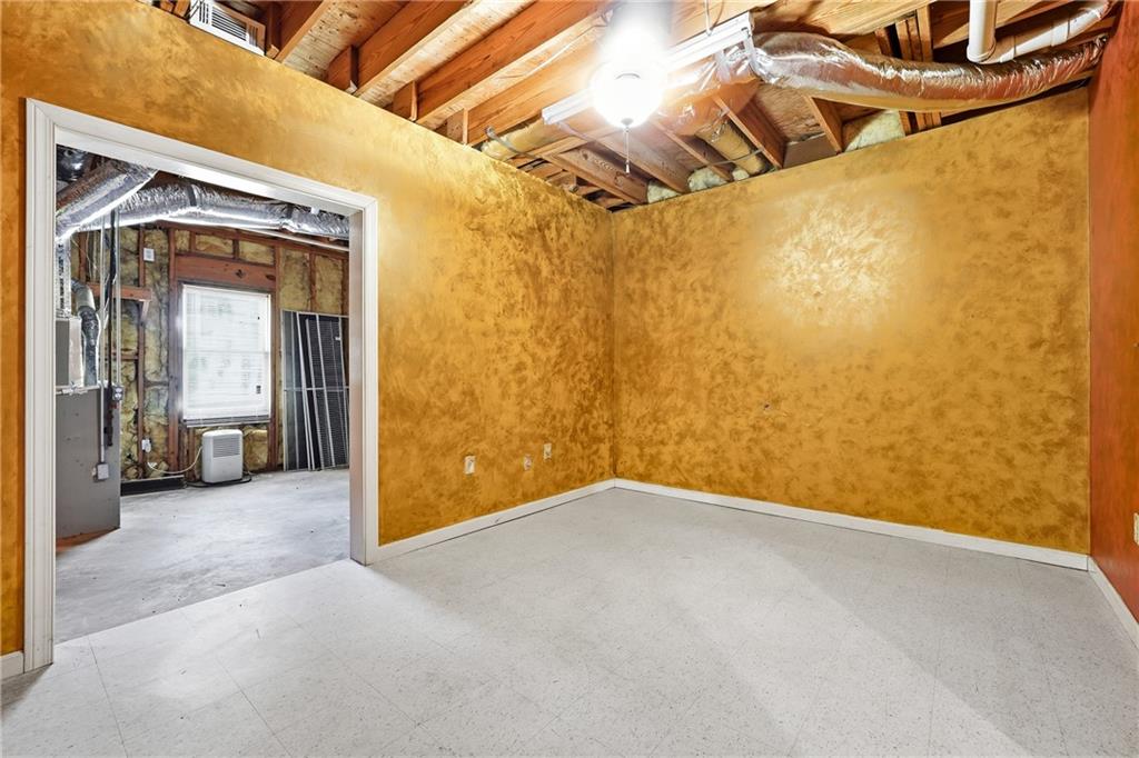 Hamptons Grant - Residential