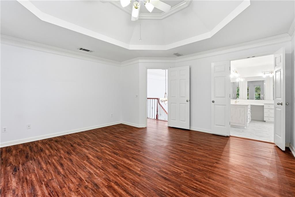 Hamptons Grant - Residential
