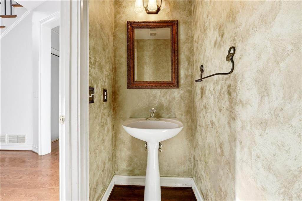 Hamptons Grant - Residential