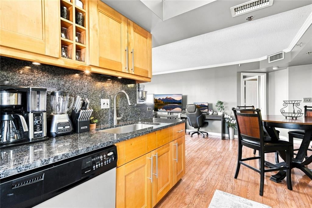 795 Hammond Drive 1708