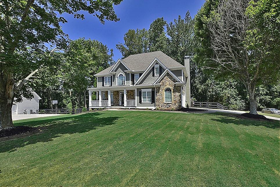 6425 Riley Manor Way, Cumming, Georgia image 1