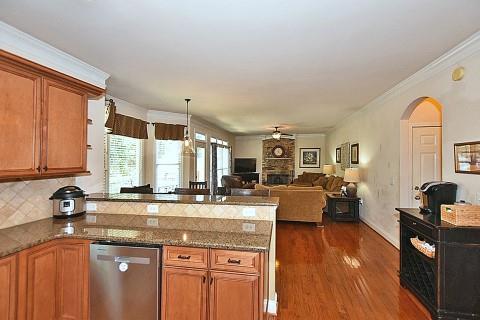 6425 Riley Manor Way, Cumming, Georgia image 18