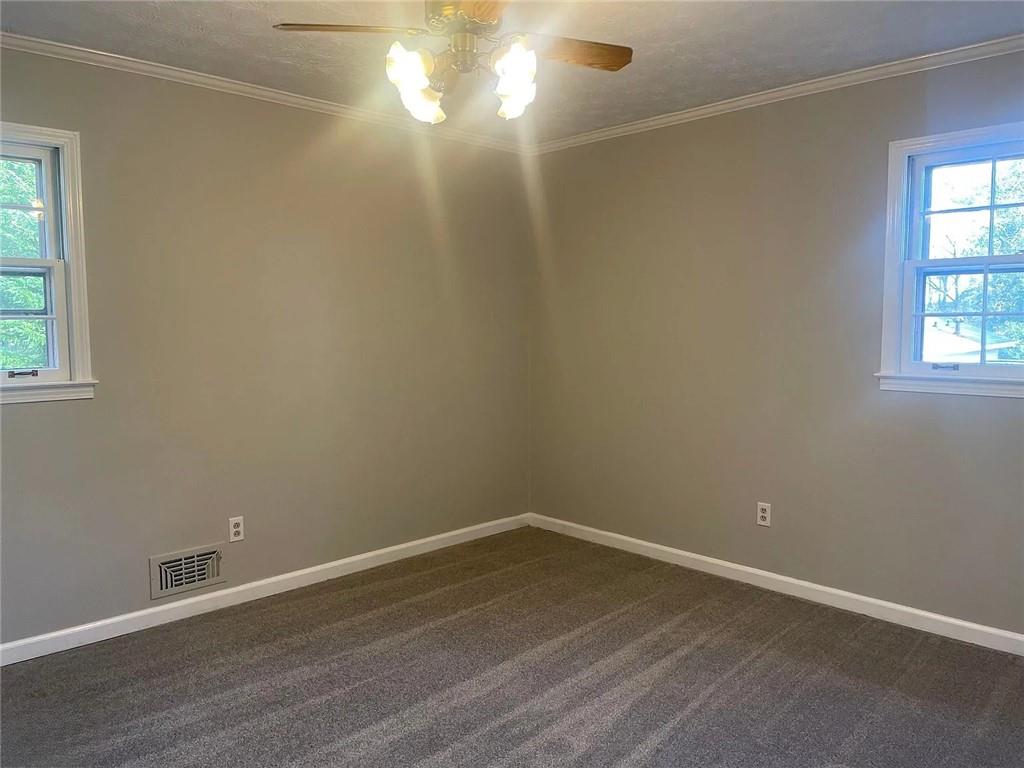 86 Earle Court