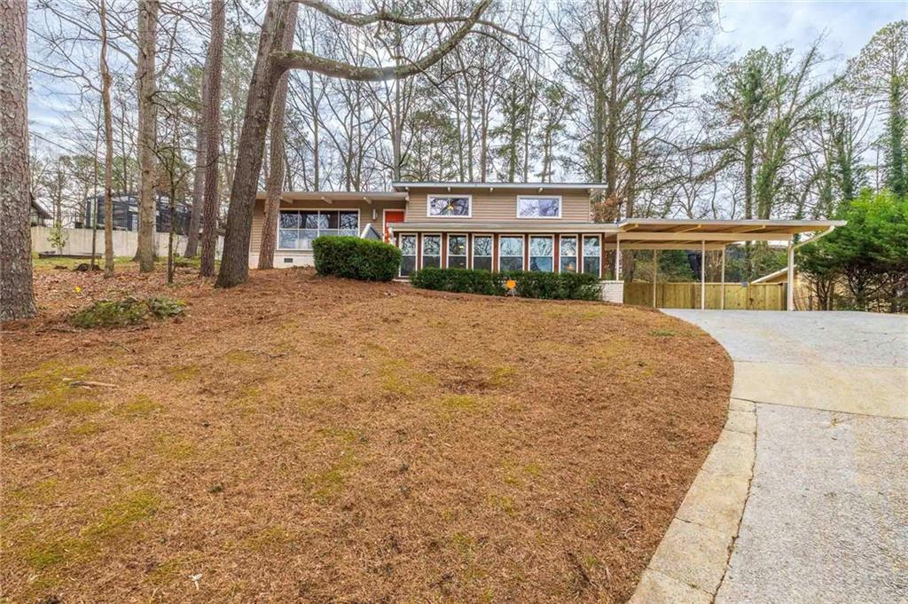 3583 Beachhill Drive, Atlanta, Georgia image 2