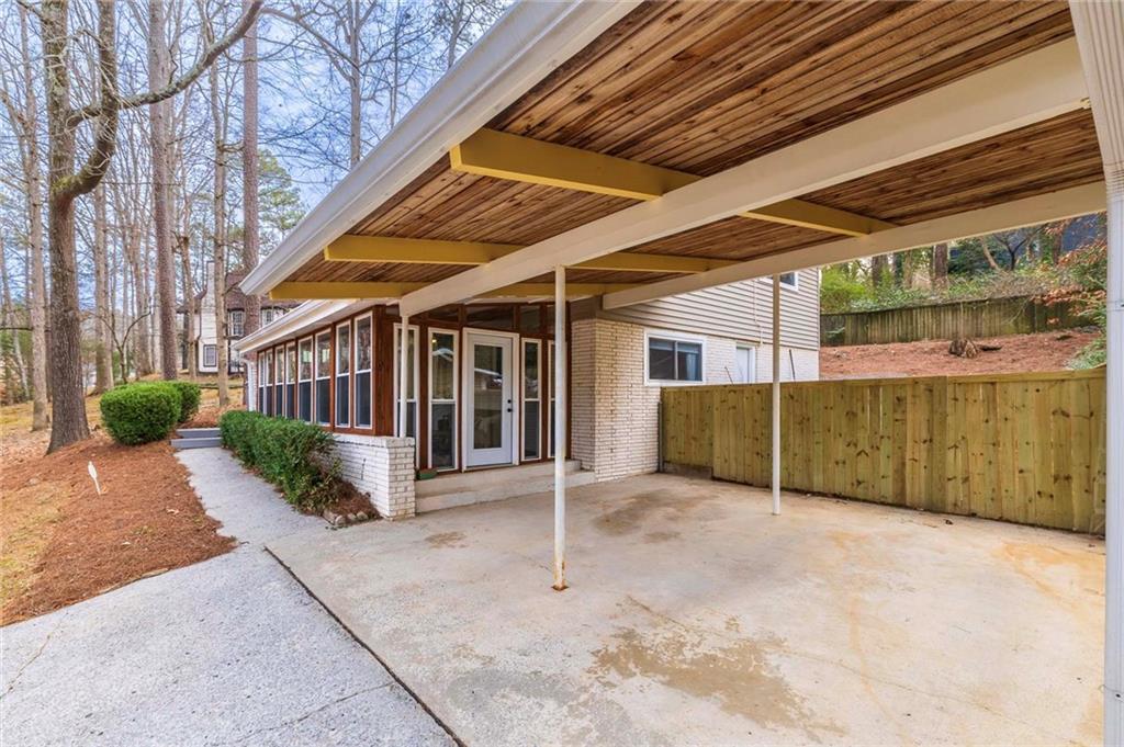 3583 Beachhill Drive, Atlanta, Georgia image 10