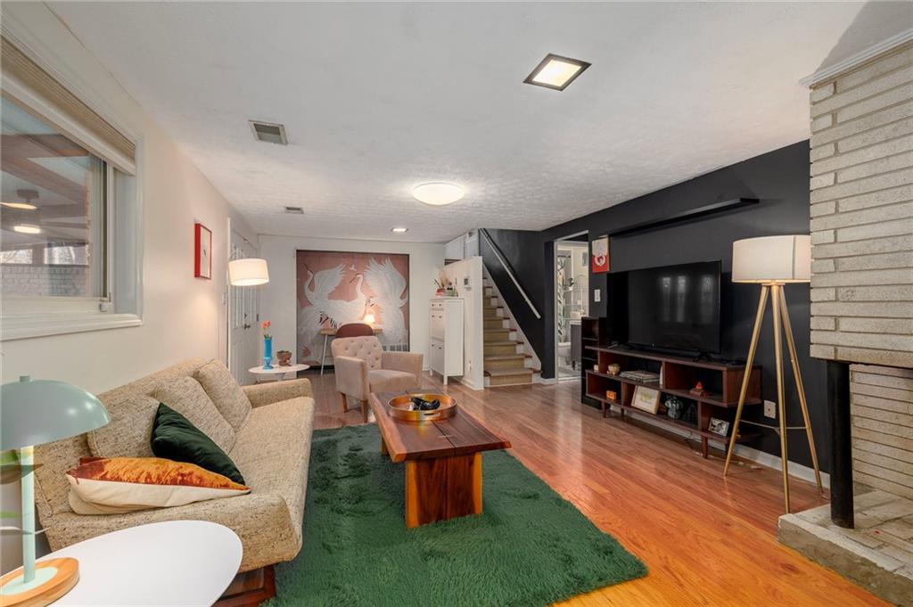 3583 Beachhill Drive, Atlanta, Georgia image 21
