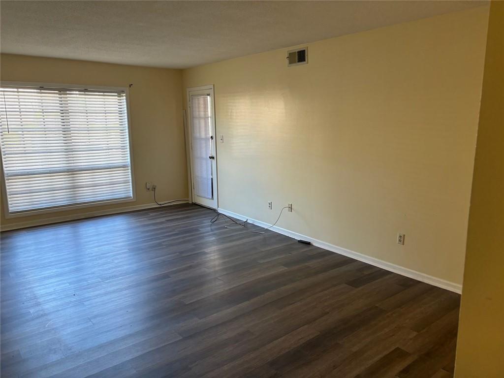 6851 NE Roswell Road #I15, Sandy Springs, Georgia image 3
