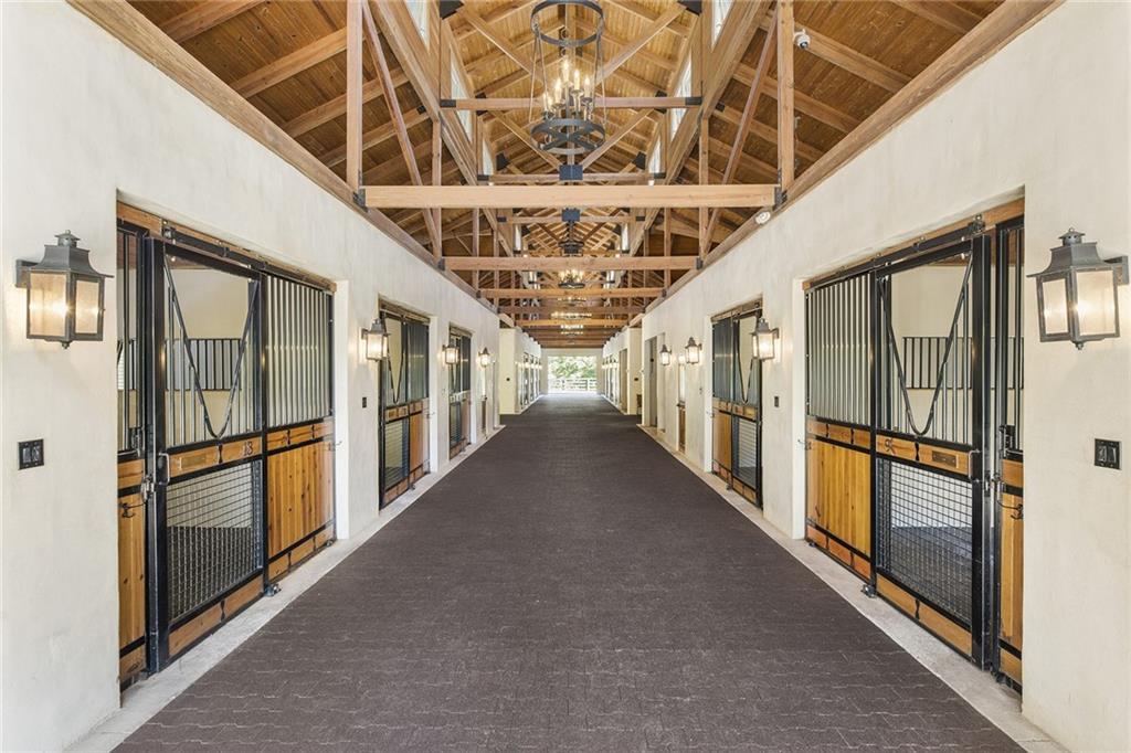 Equestrian - Residential