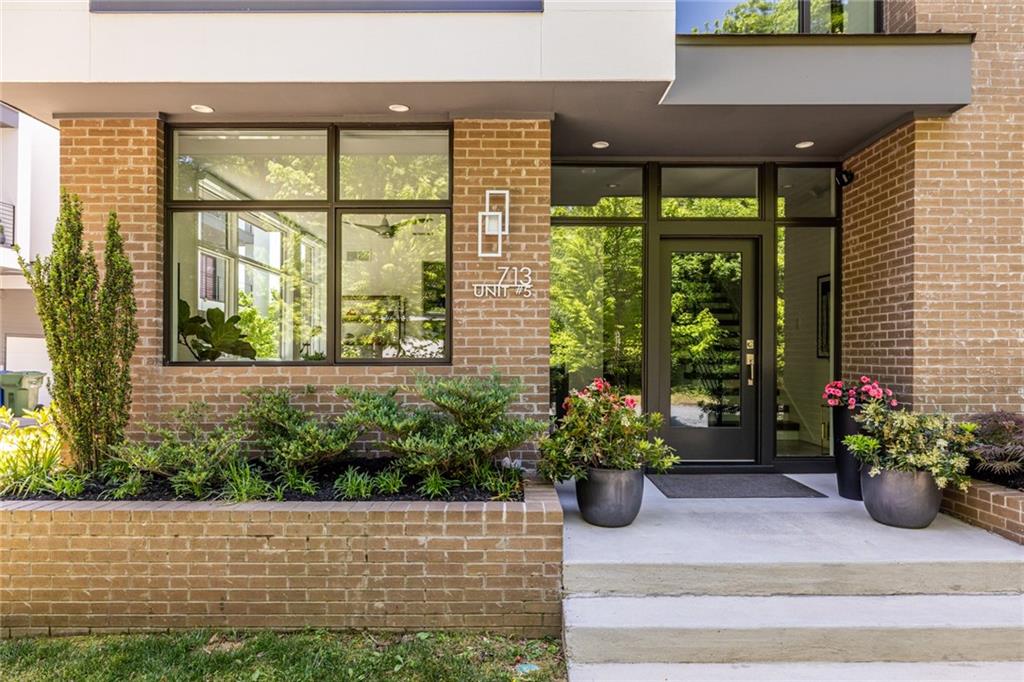 713 Moreland Avenue SE 5