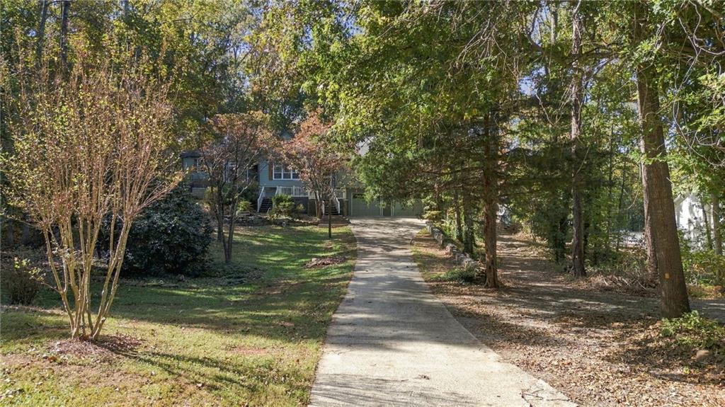 605 Hickory Creek Lane