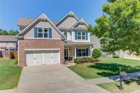 Single Family Residence in Buford GA 4282 CREEKRUN Circle.jpg