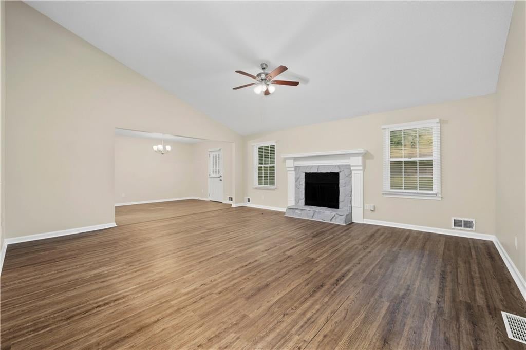654 Village Creek Drive SW