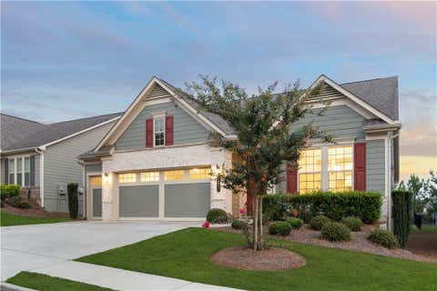 Homes For Sale - 321 Cottonwood Circle<br/> Peachtree City, GA 30269