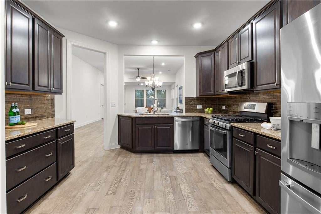 321 Cottonwood Circle