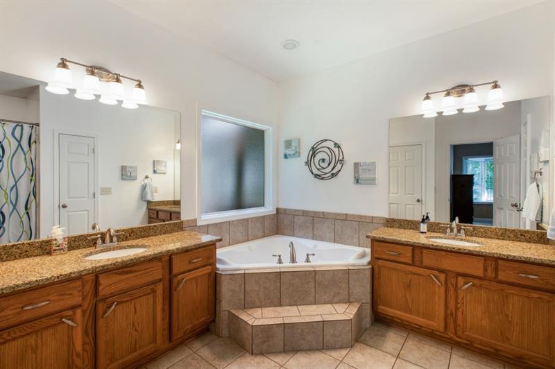 6865 Fletcher Drive, Winston, Georgia image 7