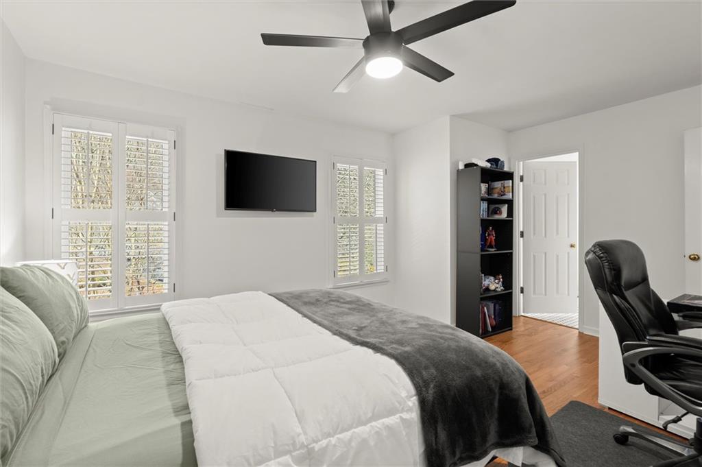 220 Riverview Trail, Roswell, Georgia image 33