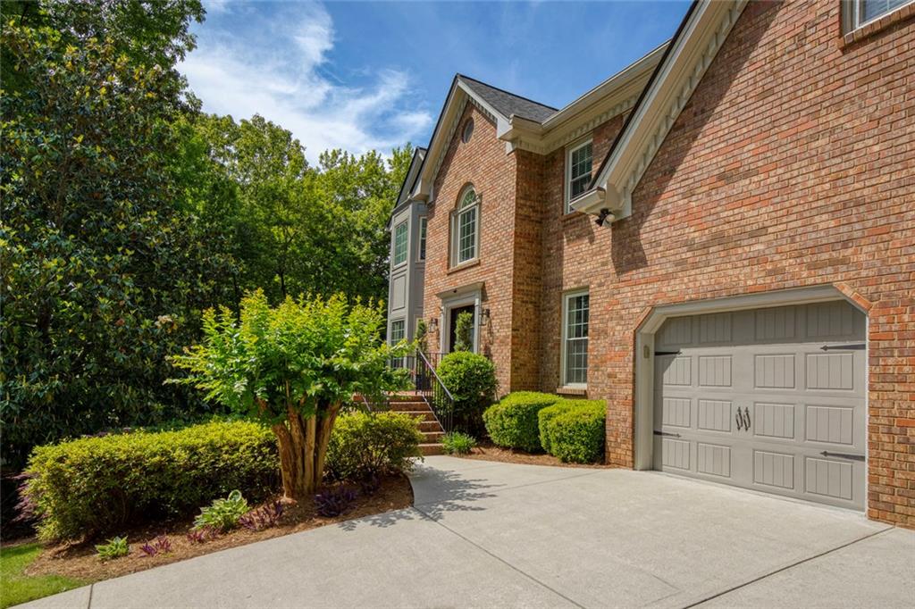 1780 Forest Pond Lane