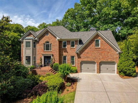 Homes For Sale - 1780 Forest Pond Lane<br/> Roswell, GA 30075