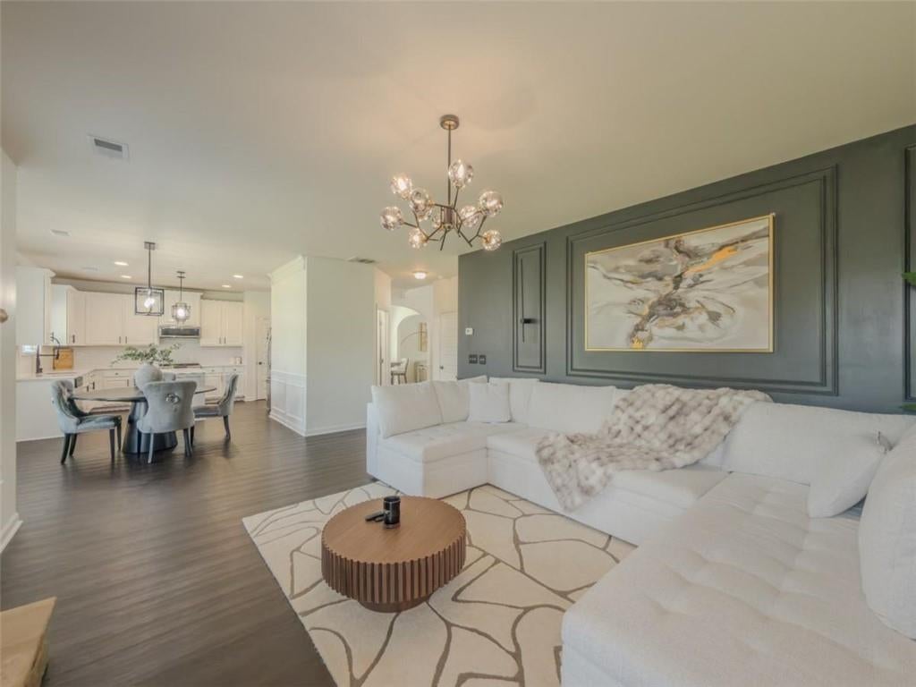 45 Streamside Drive