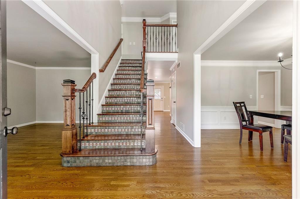2868 Wyndcliff Court