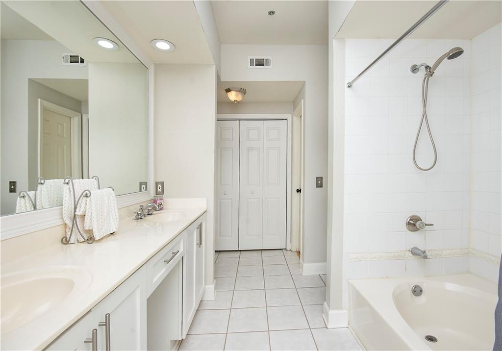 Peachtree Place - Residential