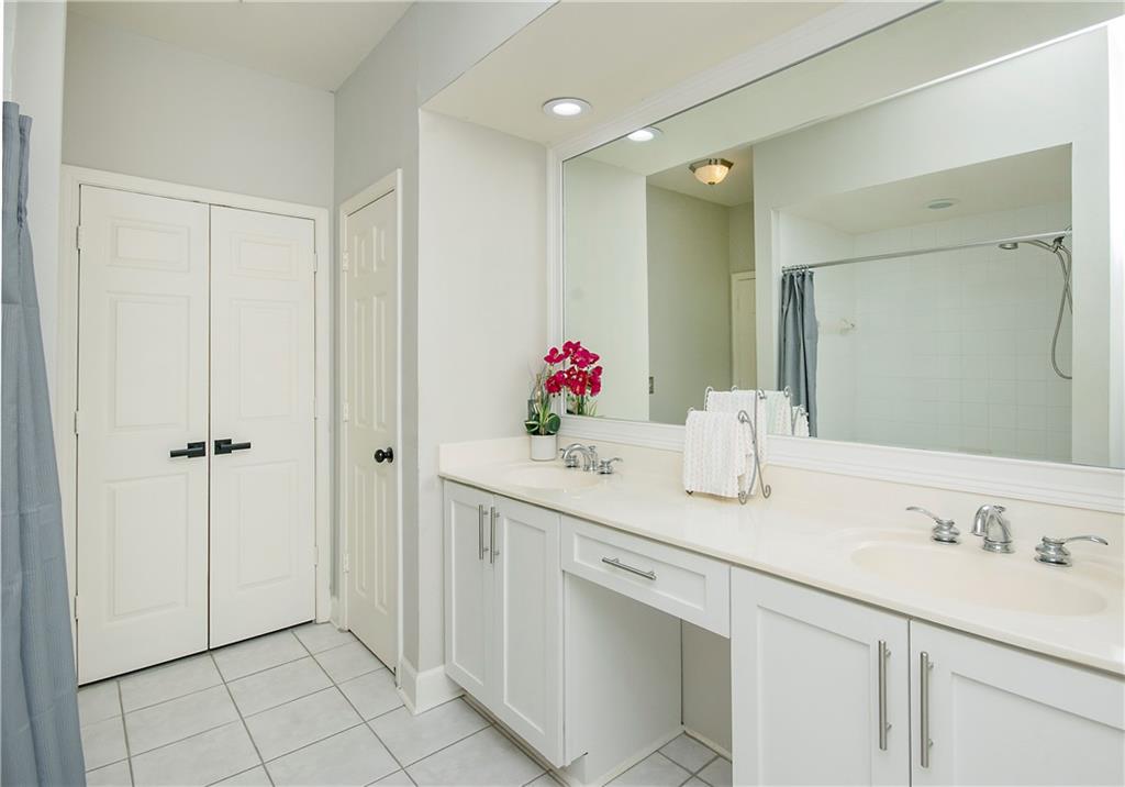 Peachtree Place - Residential