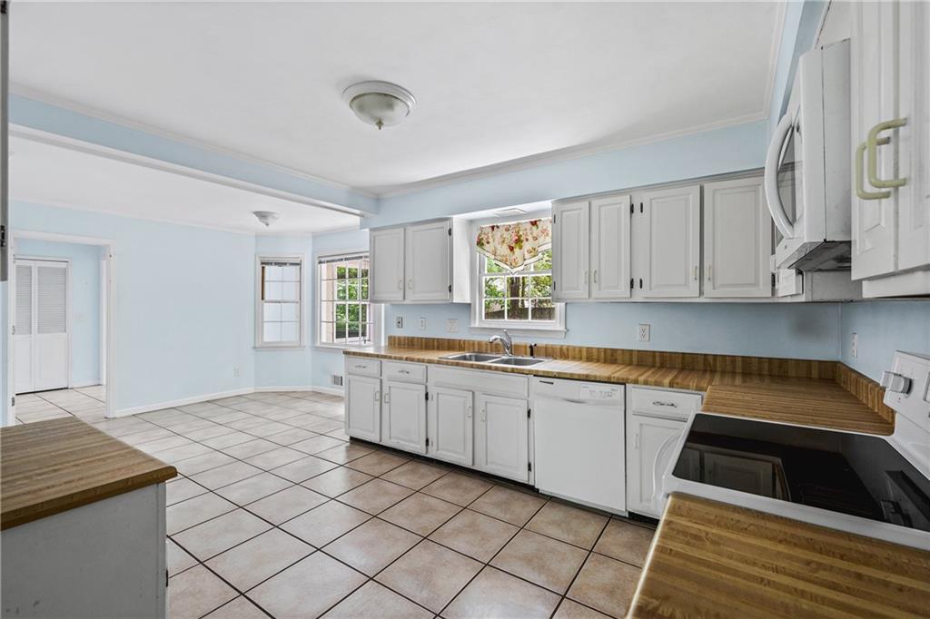 Lake Colony - Residential