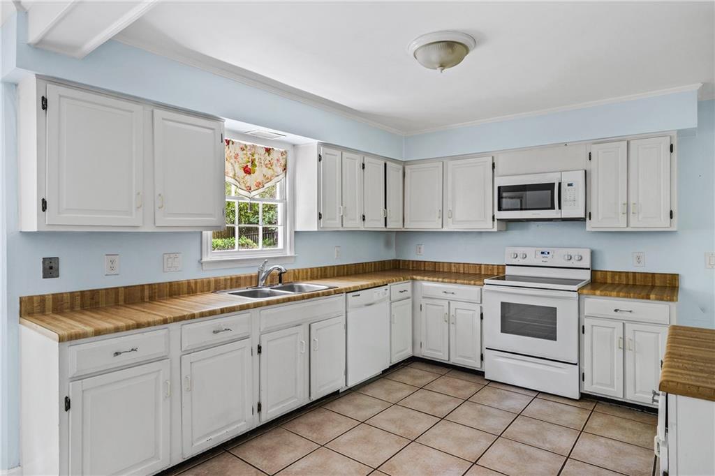 Lake Colony - Residential