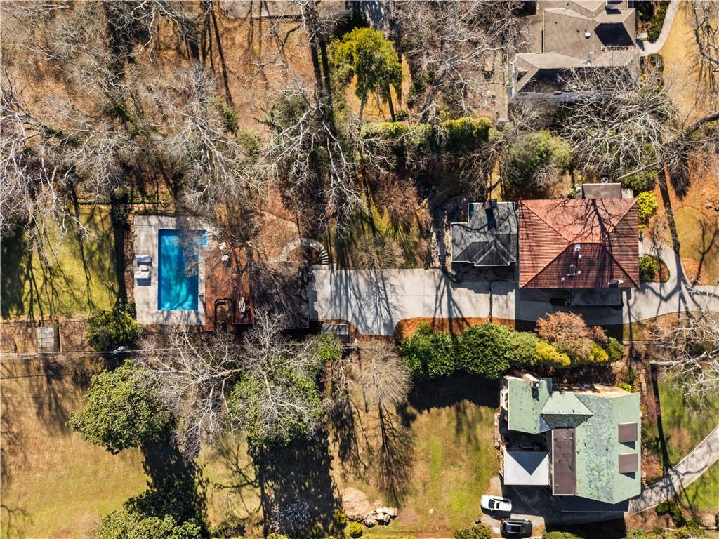 979 Springdale Road NE