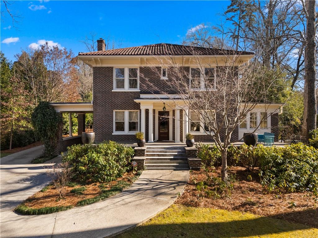 979 Springdale Road NE