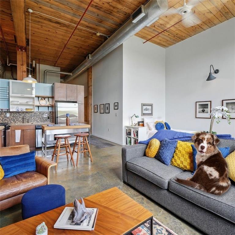 170 Boulevard SE H301