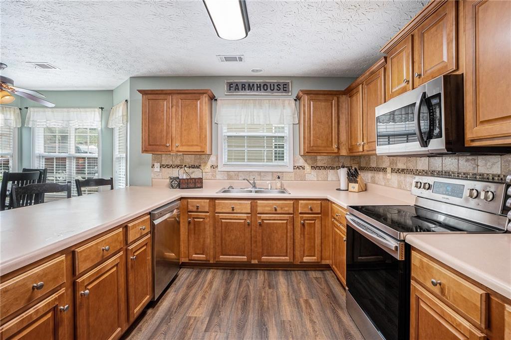114 Bent Ridge Drive, Dawsonville, Georgia image 9
