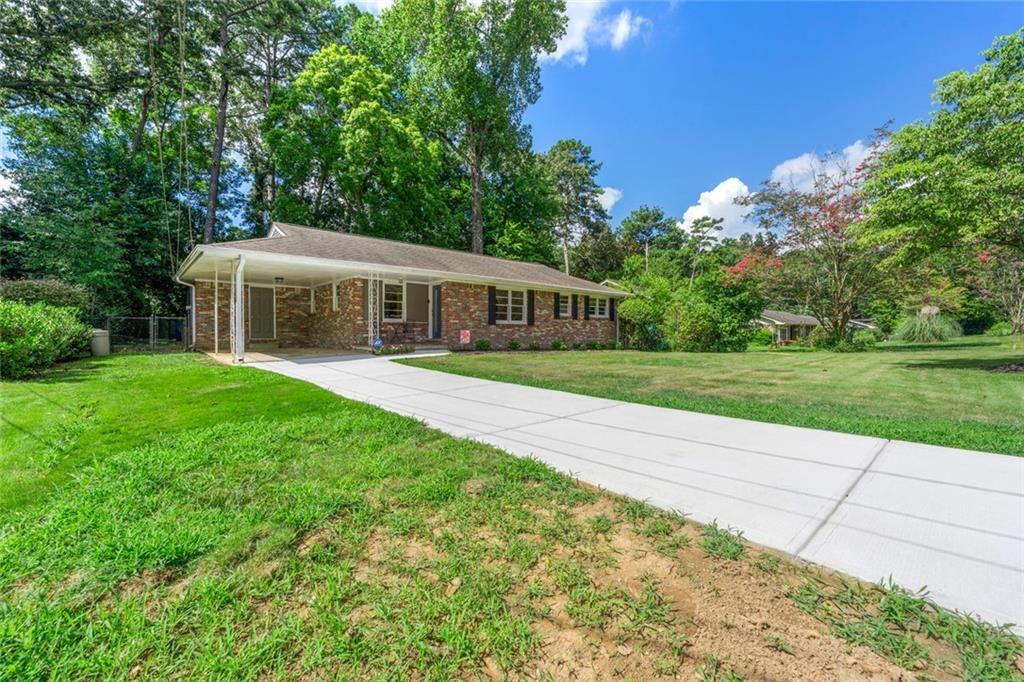 3237 Burgundy Road
