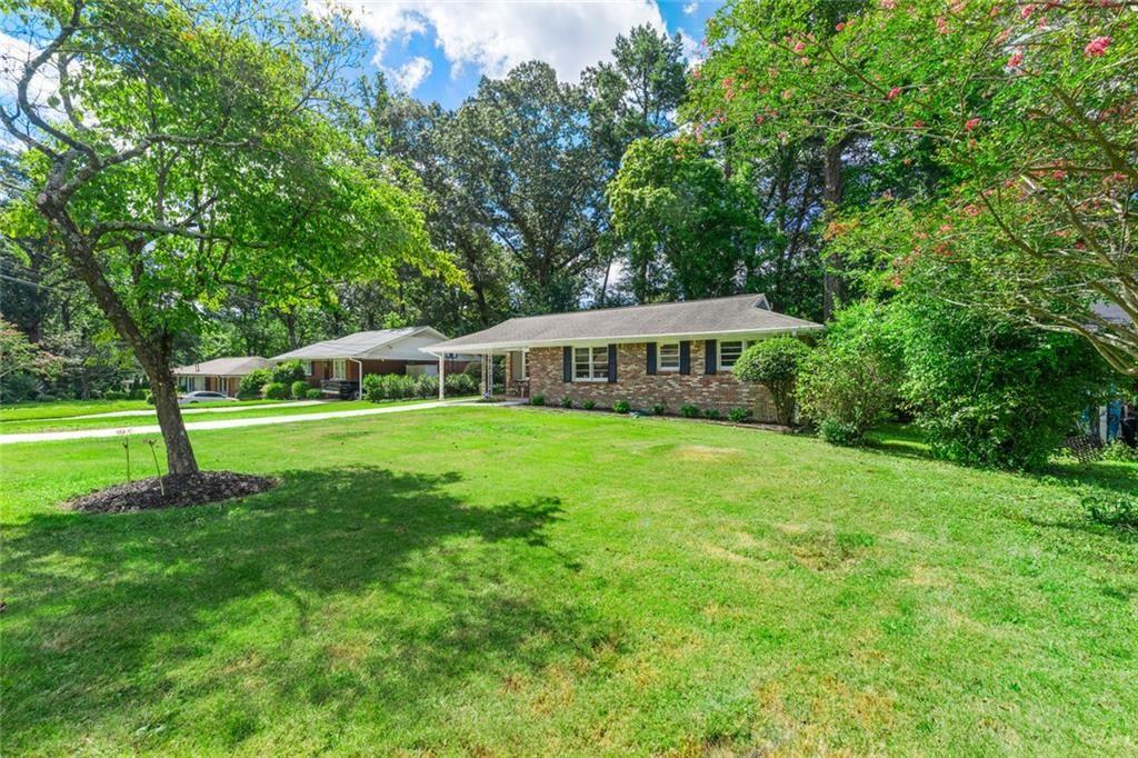 3237 Burgundy Road