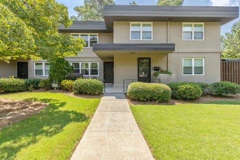 Homes For Sale - 311 Lakemoore Drive<br/> Atlanta, GA 30342
