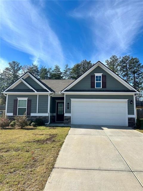 A home in Dawsonville