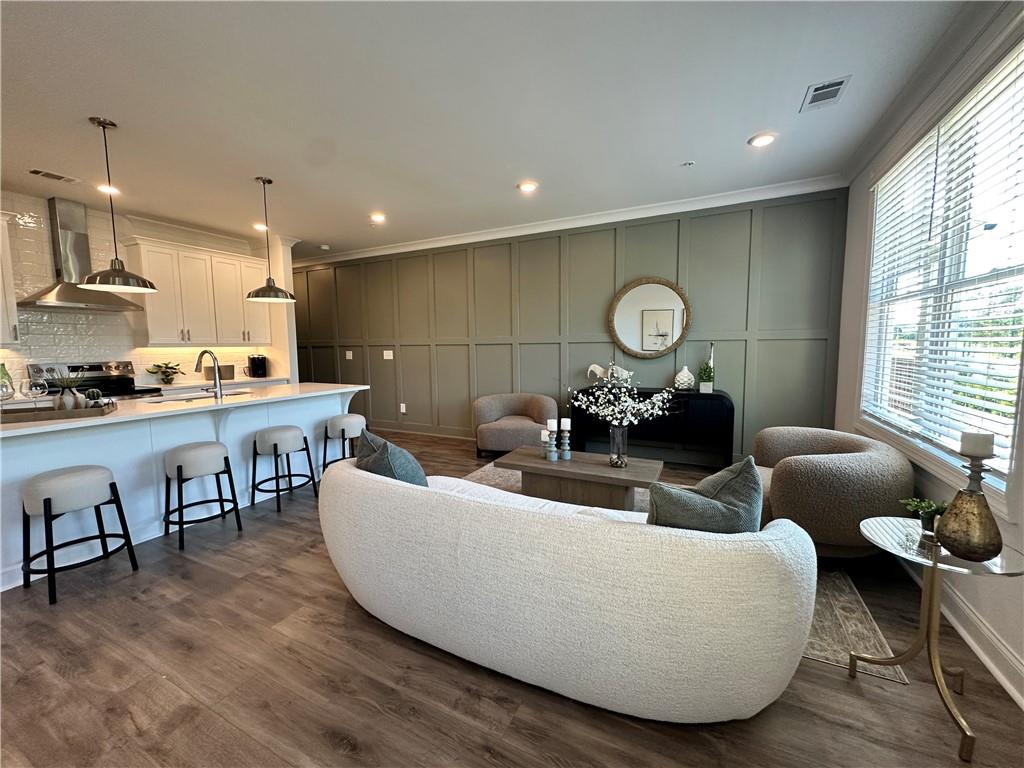 Market Square at Sawnee Village - Residential