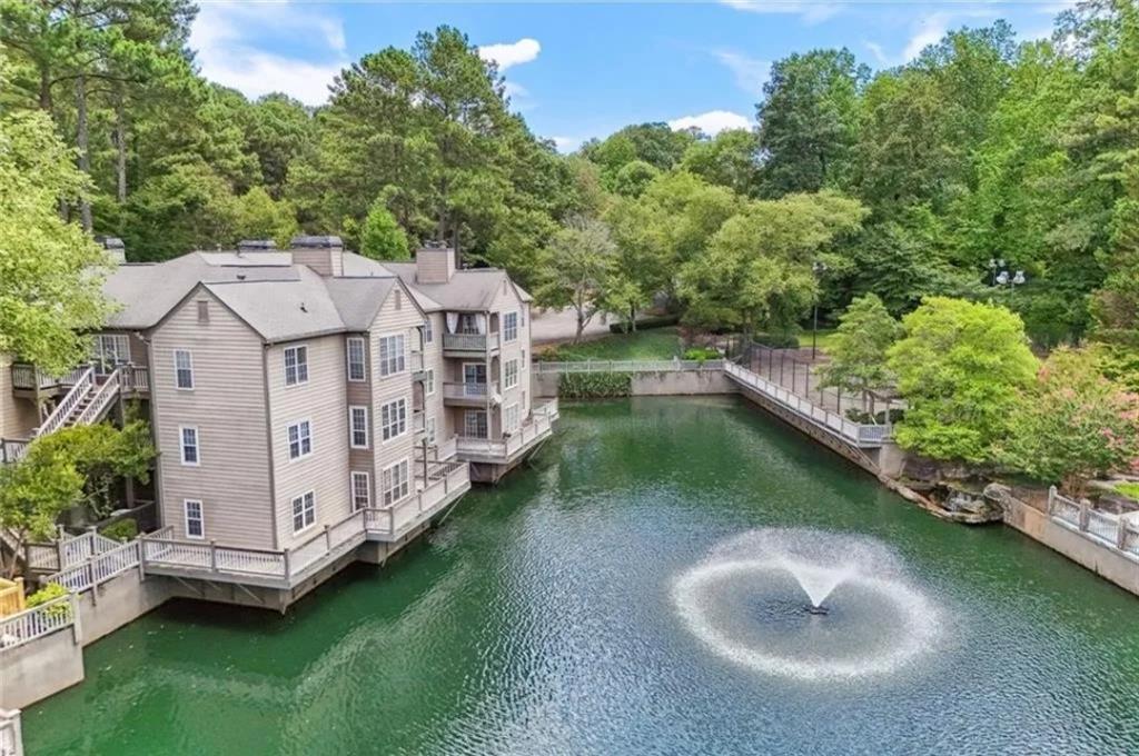 Two bedroom two bath Condo - Conveniently located neighborhood off South Cobb Dr - Renovated Unit - Spacious open Floorplan - Open View from Kitchen to Living Room - Stainless Steel Appliances - Large updated Bathrooms - Professionally Managed and Ready for Move in