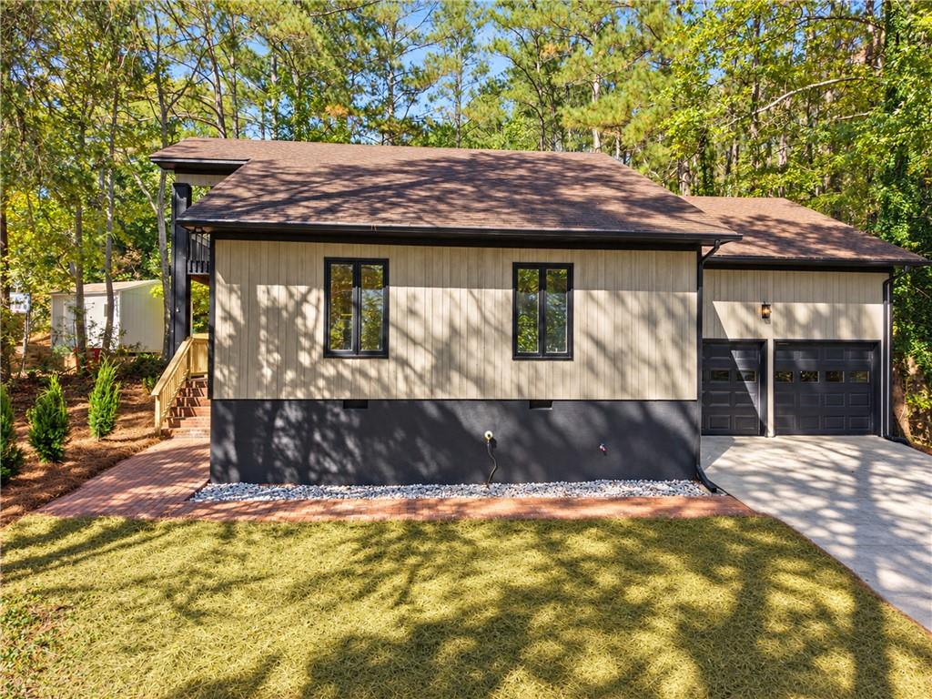 1087 Magnolia Drive