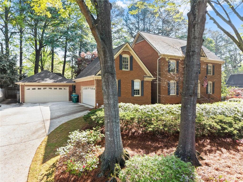 556 Daisy Nash Drive SW