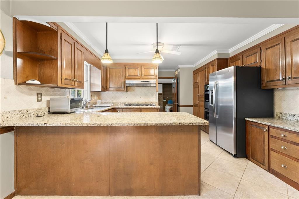 556 Daisy Nash Drive SW