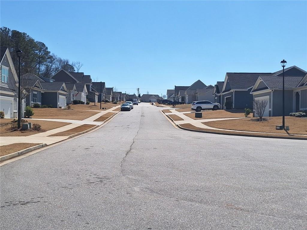 212 Stonecreek Bend, Monroe, Georgia image 2