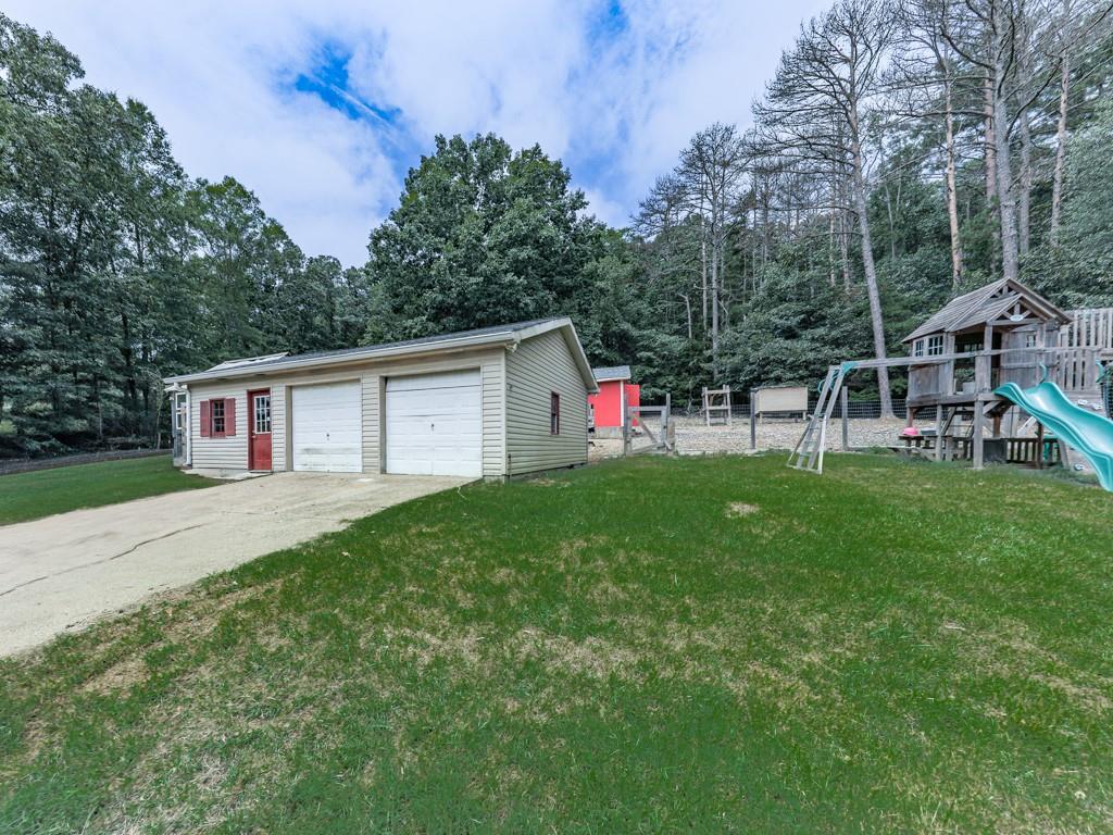 622 Harmony Road SE