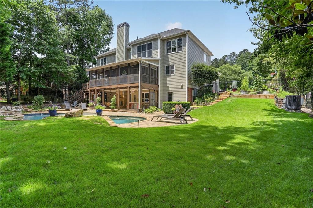 2410 Black Swan Lane NW