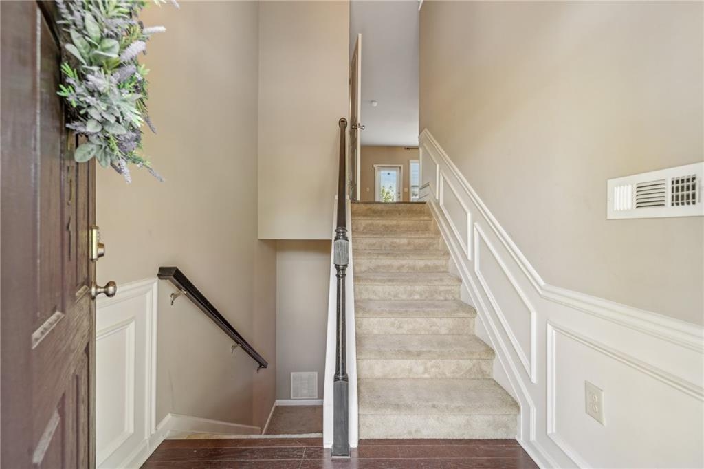 1257 Park Pass Way, Suwanee, Georgia image 2