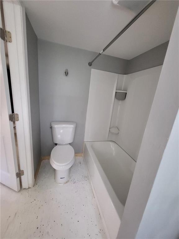 1048 Waterworks Rd, Commerce, Georgia image 6