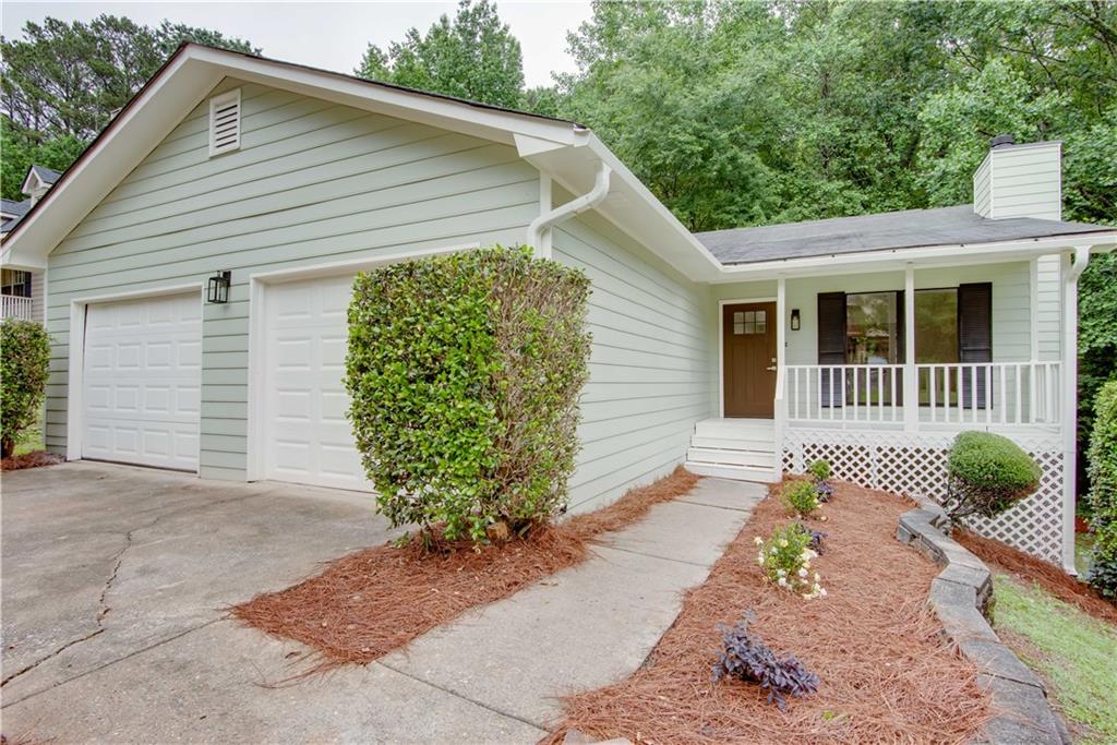 3960 Rocmar Drive, Snellville, Georgia image 4