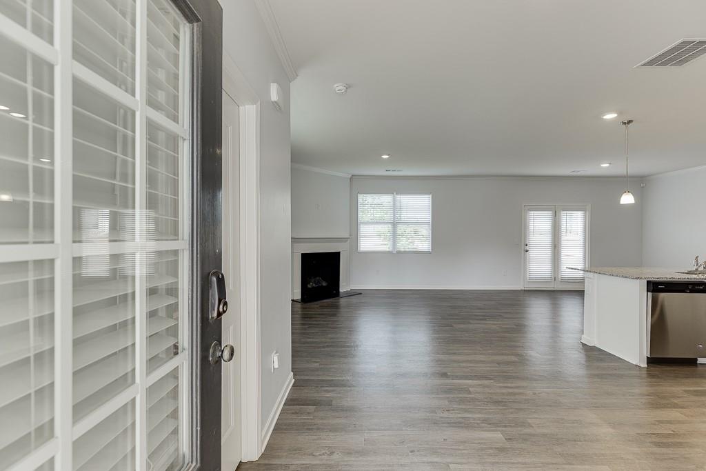 5758 Turnstone Trail, Flowery Branch, Georgia image 4