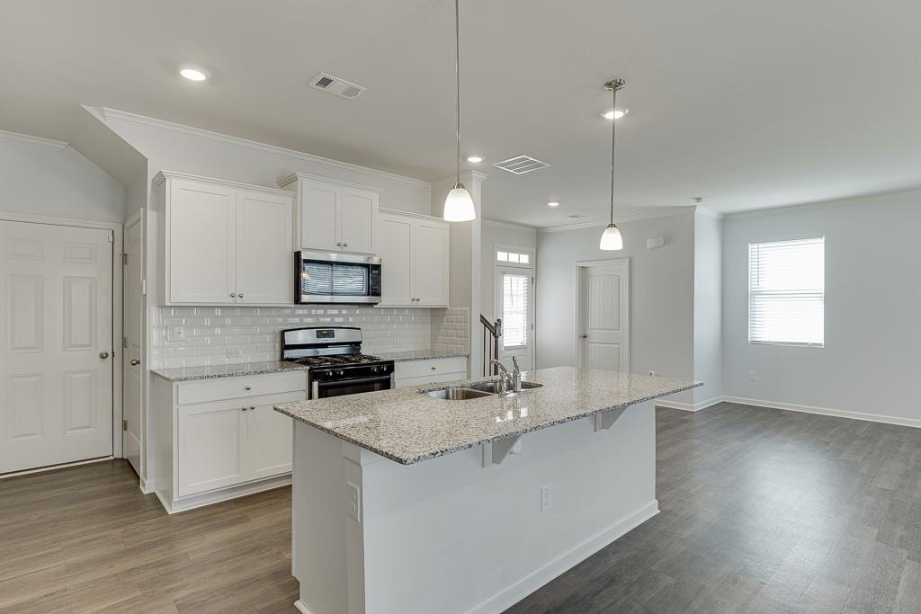 5758 Turnstone Trail, Flowery Branch, Georgia image 11